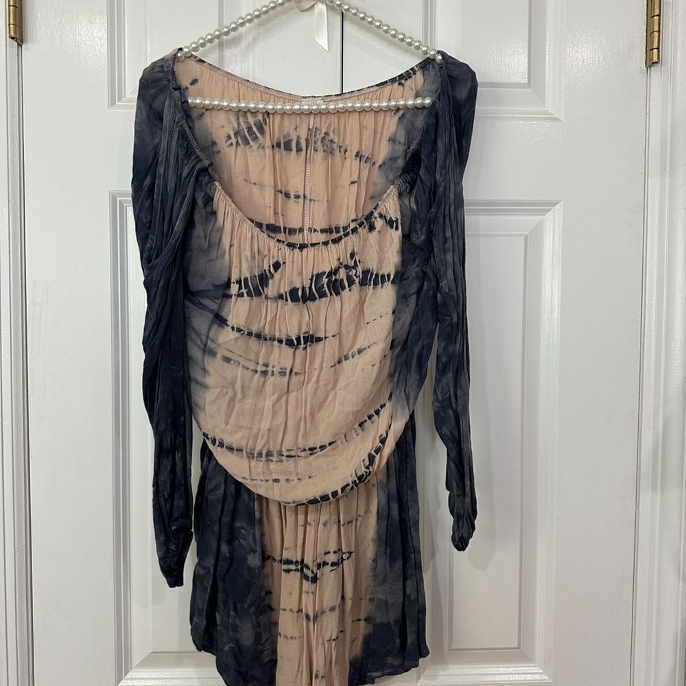 Navy blue and Beige Pink Tie-Dye Long Sleeve Romper